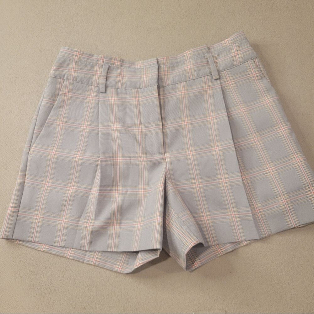 Oasis Gray Bermudas with Tailored Style and Front Pleat Size US 2